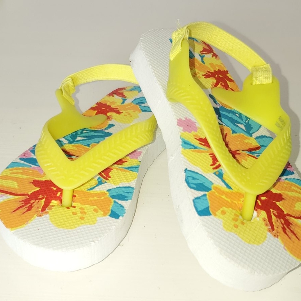 Toddler Sandals (size 5)